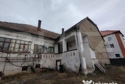 Casă cu 2 camere cu Teren 350 Mp în Livezile - 1