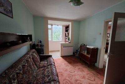 Apartament cu 2 camere semidecomandat în Micro 19 - 3