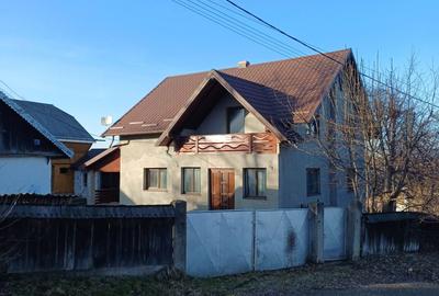 Casă cu 4 camere în Măzănăești - 8