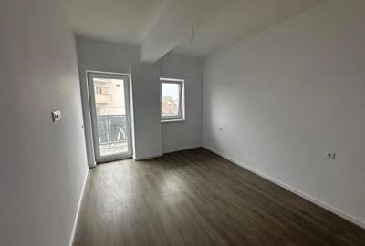 Apartament 3 camere - 2 balcoane - loc parcare - et.2 - 5