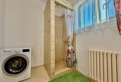 Închiriez apartament 2 camere – Micro 3, bloc nou, parcare privată - 12