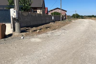 23August- teren 4ha  extravilan2 fronturi de 100m la str.Emil Bota si 100m la DE - 7