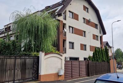 Apartament cu 2 camere decomandat în Tractorul - 6