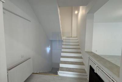 Apartament cu 5 camere decomandat în Crângași - 26