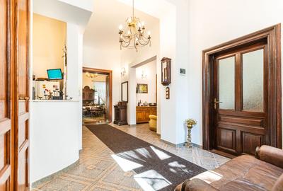 Apartament in imobil istoric - zona Baile Neptun - 8