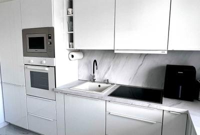 Apartament cu 3 camere decomandat în Central - 1