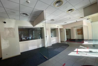 Spa?iu comercial ultracentral de inchiriat 165 mp, Bd. - 4