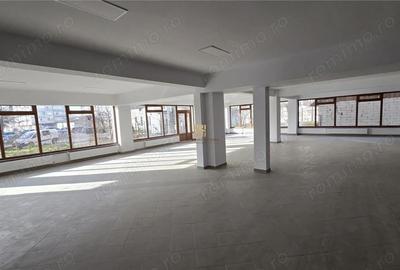 Spațiu comercial, de 758 mp, în Burdujeni - 2
