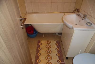 Inchiriez apartament 2 camere in Deva, pe str. Minerului, et 1 - 14
