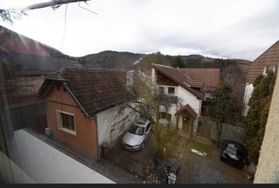 Apartament cu 2 camere decomandat în Schei - 12