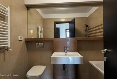 Apartament cu 3 camere decomandat în Panduri - 12