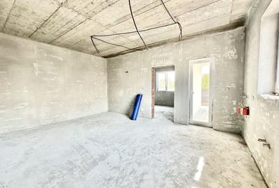 Duplex cu 3 camere cu Canalizare în Albina - 4