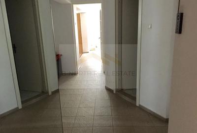 Apartament 4 camere de închiriat, decomandat, cu loc de parcare, ideal pentru fa - 4
