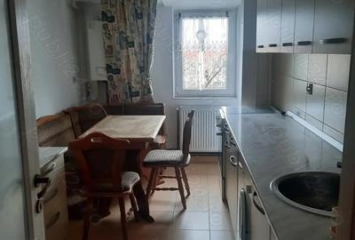 Inchiriez apartament 2 camere decomandate - 4