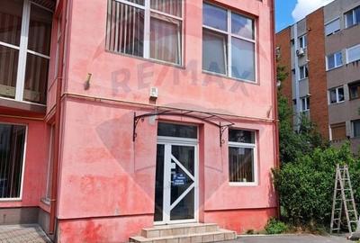 Spațiu comercial, de 160 mp, în Aurel Vlaicu - 19