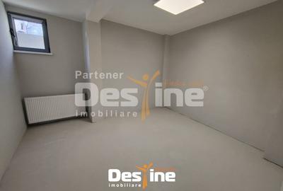 Birou, de 470 mp, în Palat - 9