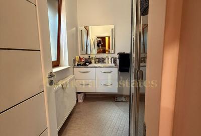 Casă cu 4 camere cu Teren 750 Mp în Central - 7