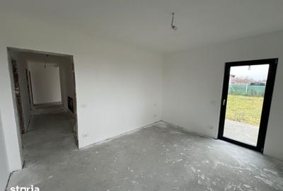 Casă cu 4 camere cu Teren 485 Mp în Vetiș - 18