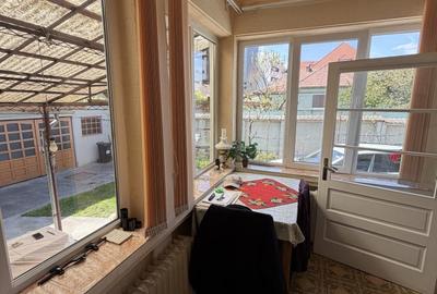 Casă individuală cu 3 camere cu Canalizare în Central - 4