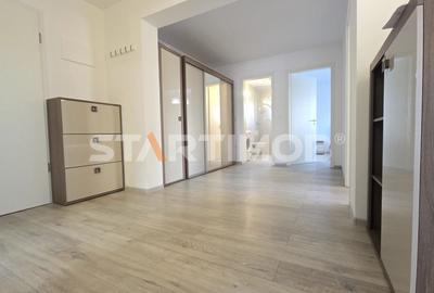 Apartament cu 3 camere decomandat, mobilat în Tractorul - 3