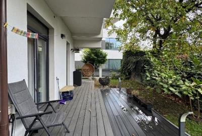 Apartament cu 3 camere decomandat în Florilor - 2