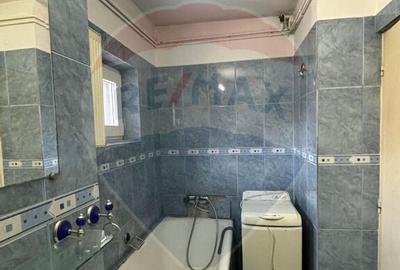 Garsoniera de vanzare ideala ca locuin?a sau spa?iu... - 3