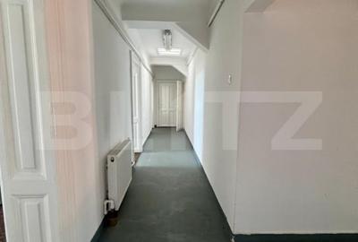 Spatiu de birouri 120 mp, 5 incaperi - mansarda in cladire istorica - 9