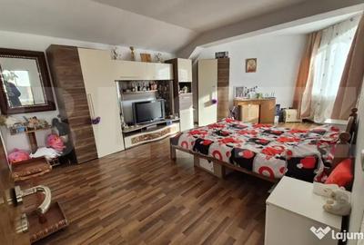 Casă cu 5 camere cu Canalizare în Cloșca - 18
