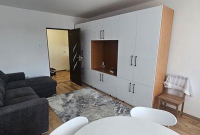 Apartament cu 2 camere în Simeria - 2