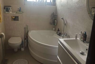 Casă cu 4 camere în Central - 20