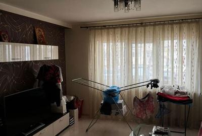 Apartament cu 3 camere decomandat în Drumul Taberei - 3