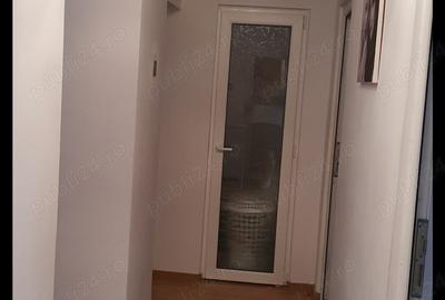 Apartament cu 4 camere decomandat în Central - 4
