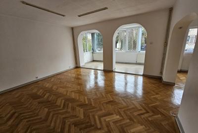 4 camere Victoriei - 4