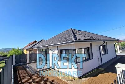 Casă cu 4 camere cu Teren 300 Mp în Central