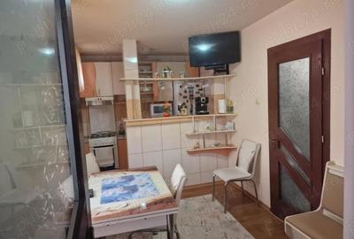 Ap 3 Cam Calea Romanului Orion 80mp la cheie renovat mobilat decomandat etaj 4 pod , parcare boxa - 2