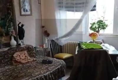 Apartament cu 3 camere semidecomandat în 1 Decembrie 1918 - 2