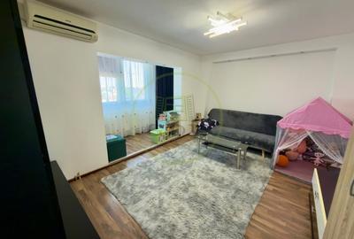 Apartament cu 3 camere decomandat, mobilat în Rovine - 1