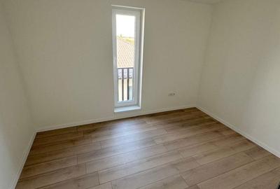 Duplex cu 4 camere cu Canalizare în Șag - 10