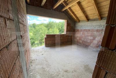 Casa familiala la rosu in suprafat utila de 199 mp si 400 mp - 16