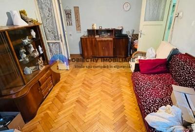 Apartament 3 camere de vanzare - Zona Centrala / Etaj 1 - 3