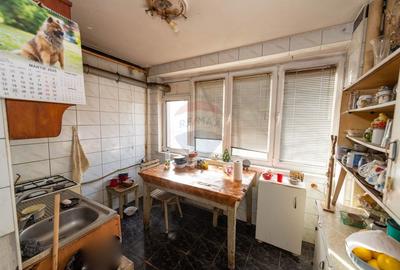 Apartament semidecomandat cu 3 camere de vanzare Titan Potcoava - 10