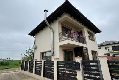 Vila Tunari, mobilata si utilata complet  cu foarte mult bun gust - 2