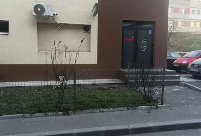 Spațiu comercial, de 50 mp, în Central - 7