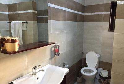 Casă cu 4 camere în Colibița - 7