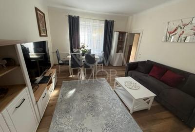 Apartament cu 3 camere decomandat în Sub Arini - 2