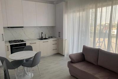 Apartament de 2 camere, balcon, metrou, complexul Smart Residence