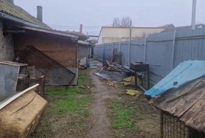 Casa si teren de vanzare - 8