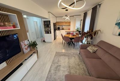 Apartament cu 3 camere semidecomandat, mobilat în Drumul Taberei