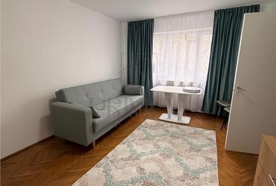 Apartament cu 2 camere semidecomandat, mobilat în Circumvalațiunii - 7