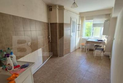 Apartament 4 camere de vanzare Deva, Bulevardul Decebal - 9
